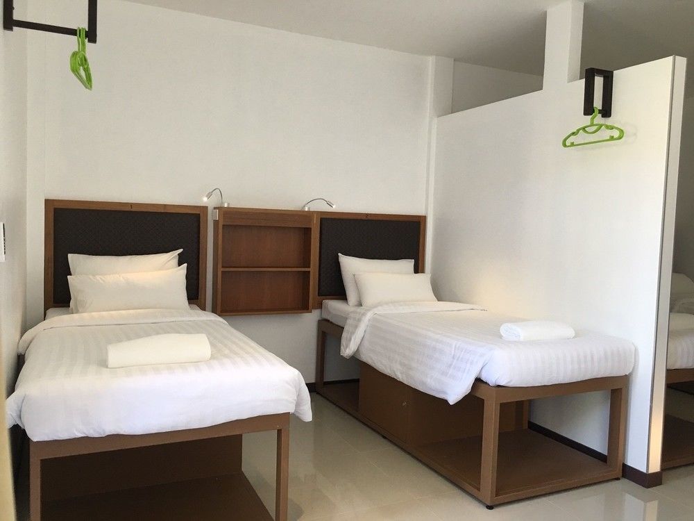 The Lantern Hostel, Chalong ,Phuket Exteriör bild