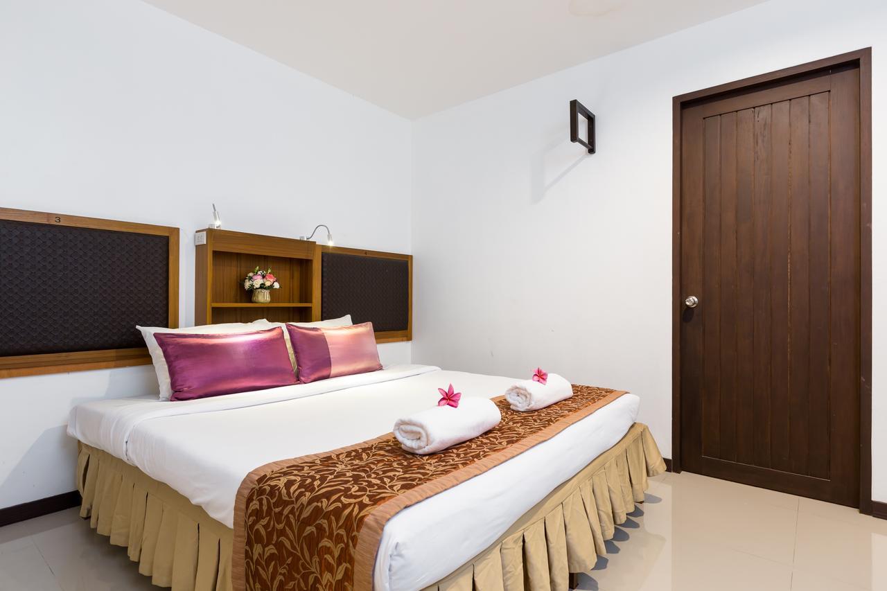 The Lantern Hostel, Chalong ,Phuket Exteriör bild