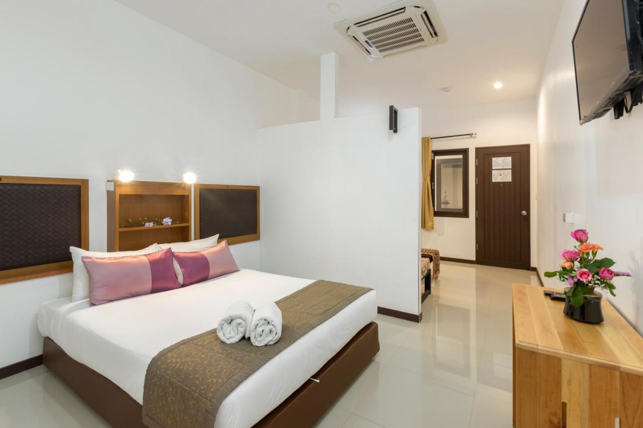 The Lantern Hostel, Chalong ,Phuket Exteriör bild